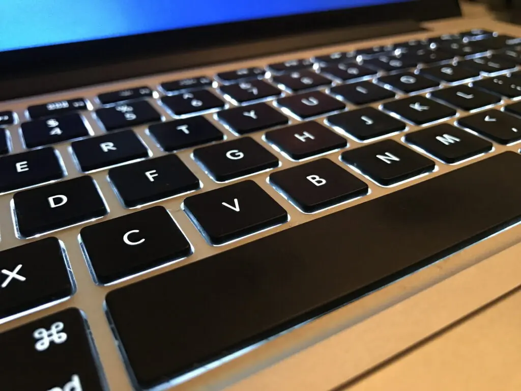 Inlocuire Tastatura Laptop