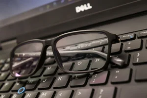 Laptop Sau Desktop Pc