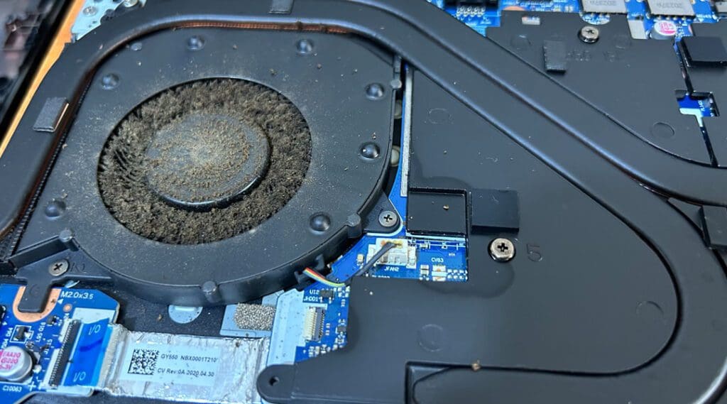 inlocuire cooler laptop defect