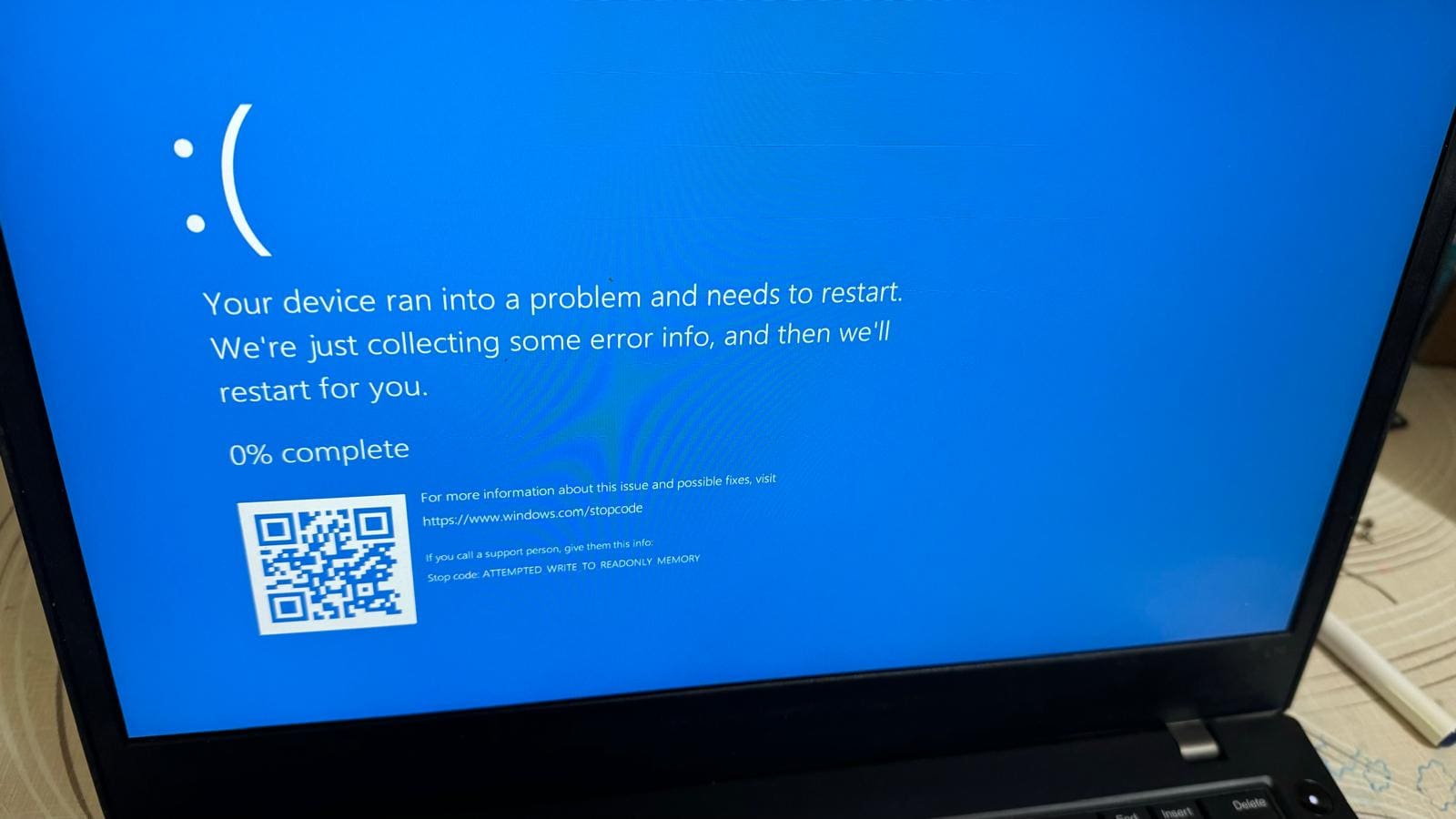 Ecran albastru în Windows 10 si Windows 11 DORADO SYSTEMS®