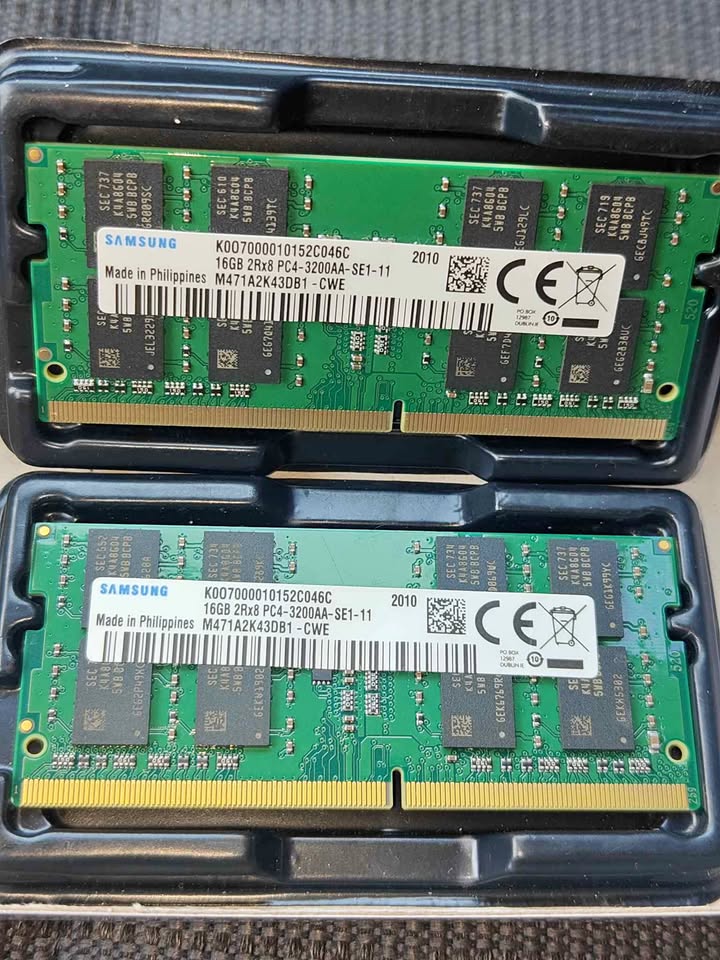 laptopul se opreste singur din cauze hardware precum modul RAM defect