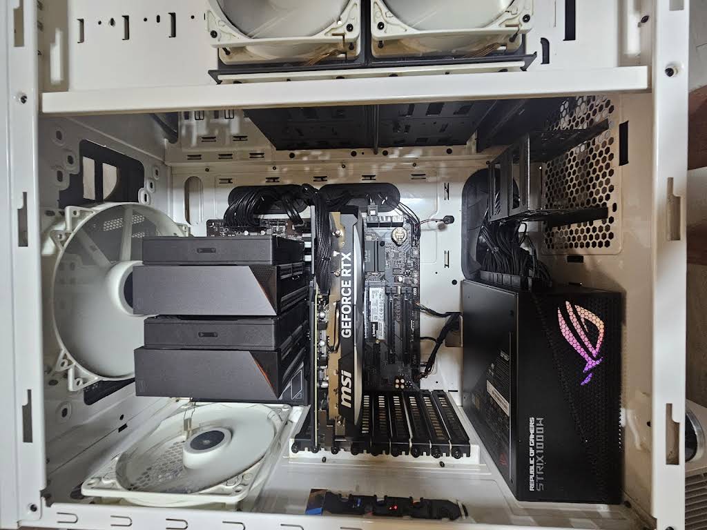 Curatare Pc Gaming Studiu De Caz Bucuresti Eliminare Praf Si Schimbare Pasta Termoconductoare Procesor Si Placa Video Cpu Gpu Restabilire Performanta Computer